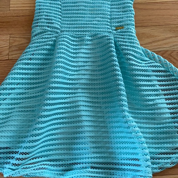 Dress - Picture 4 of 4